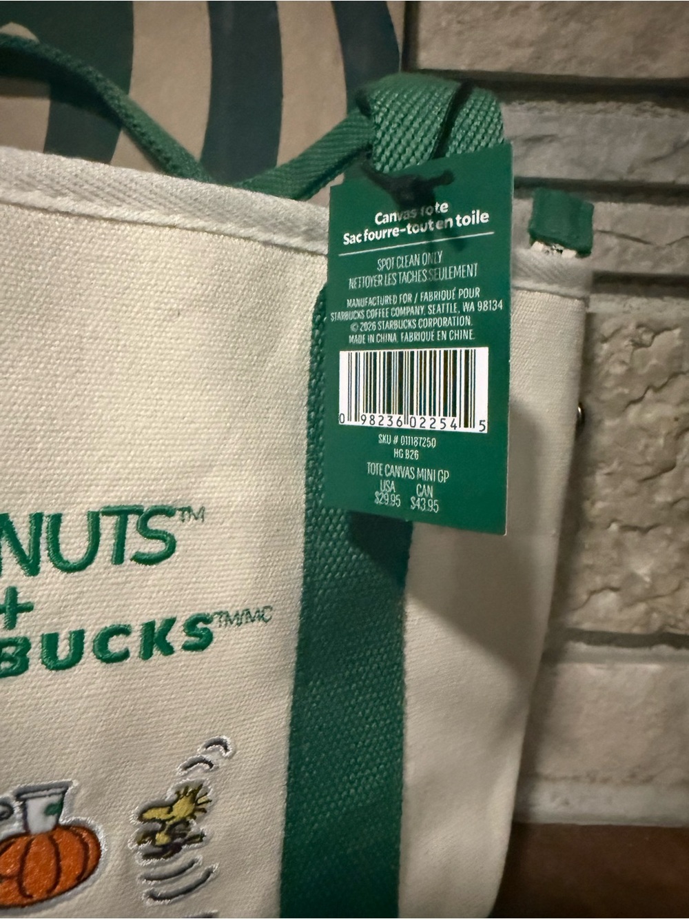 Starbucks Peanuts Snoopy Cream & Green Peanuts Snoopy Canvas Tote - Picture 2 of 3